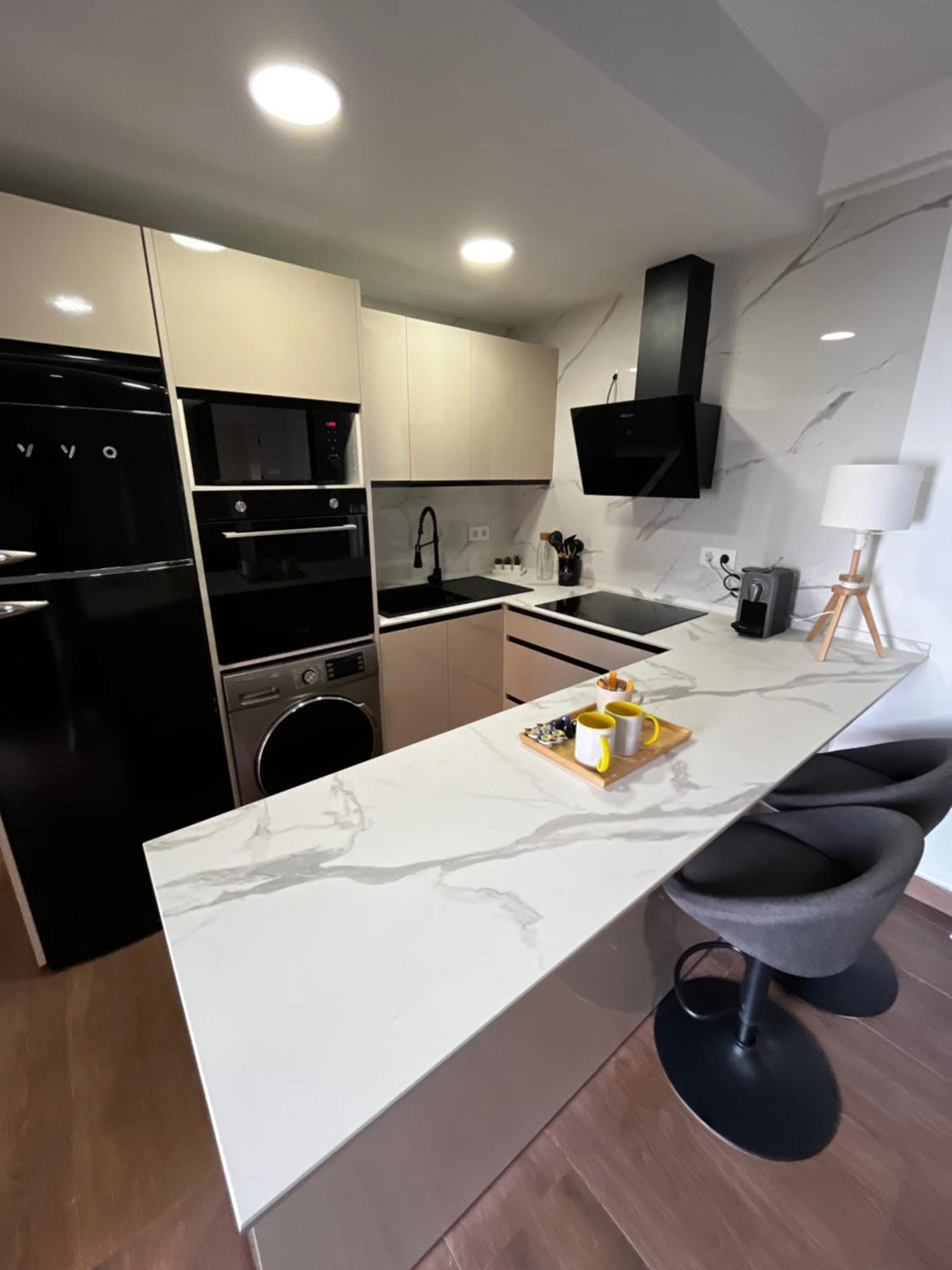 Apartamento Argote De Molina Seville Ngoại thất bức ảnh