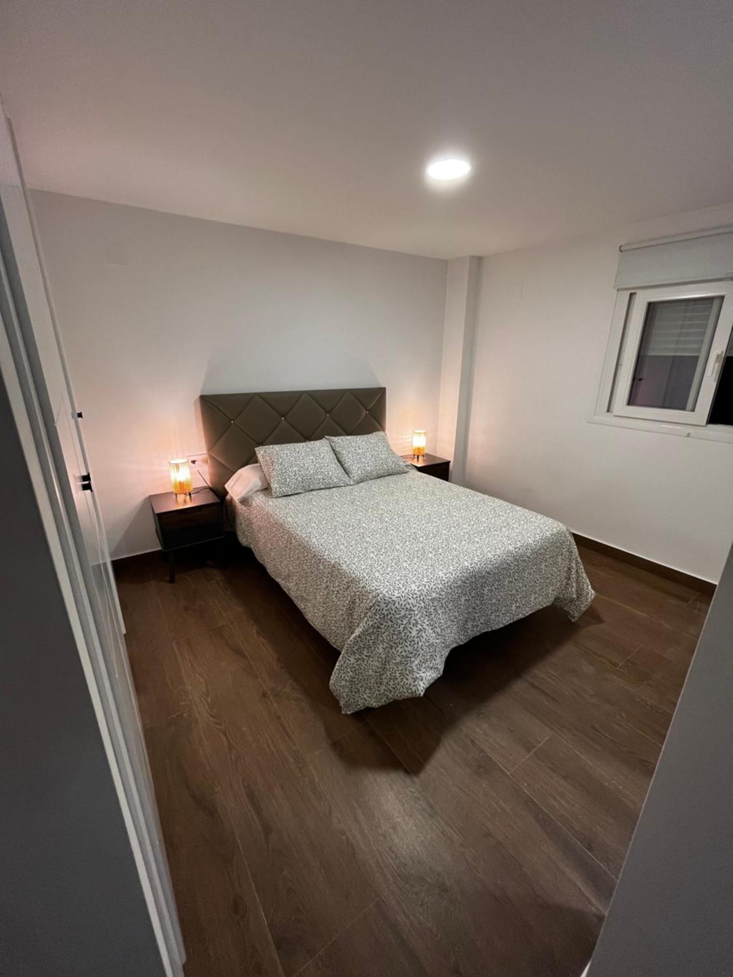 Apartamento Argote De Molina Seville Ngoại thất bức ảnh